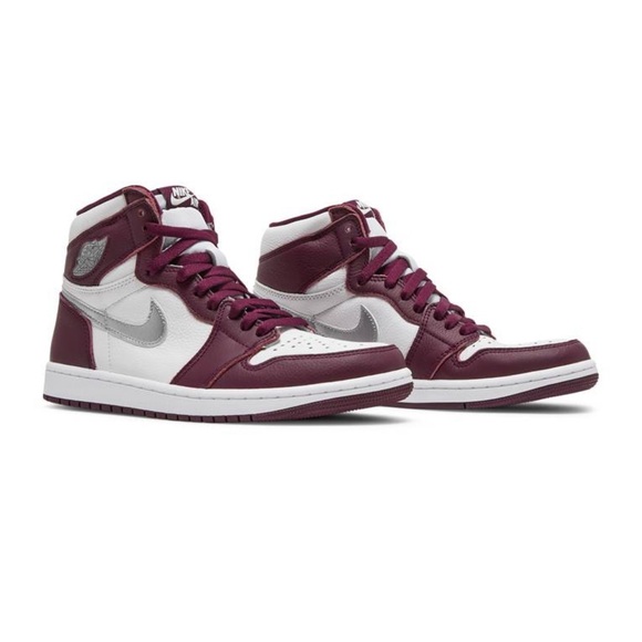 Jordan 1 Bordeaux high OG - Picture 5 of 5